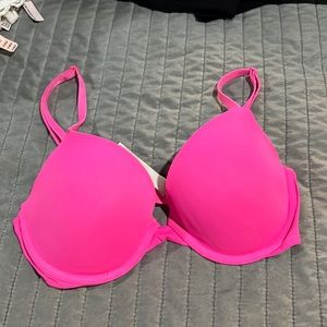 Victoria’s Secret Wear Everywhere Push up Bra